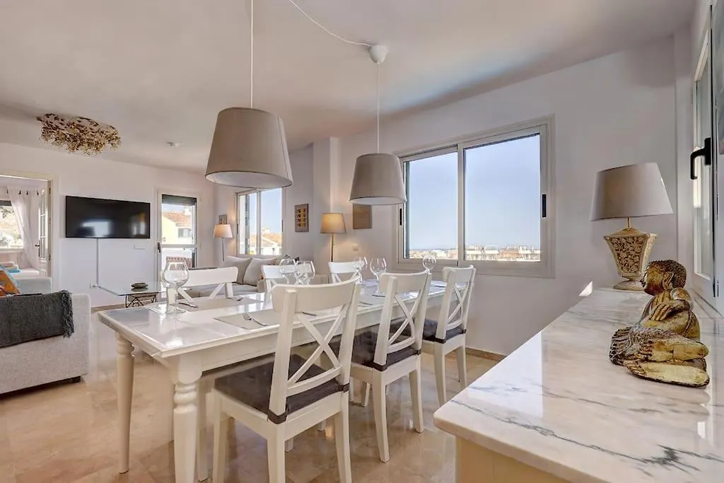 בנאלמדנה Spacious Penthouse With Spectacular Sea Views! 0*,  ספרד