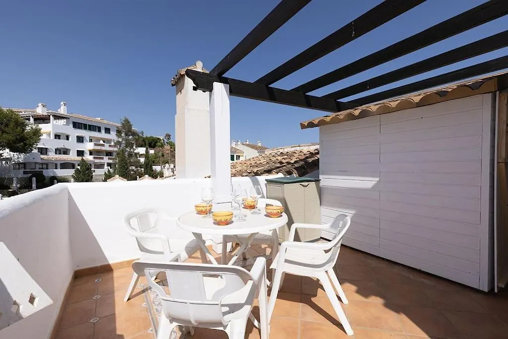 בנאלמדנה Spacious Penthouse With Spectacular Sea Views! דירה