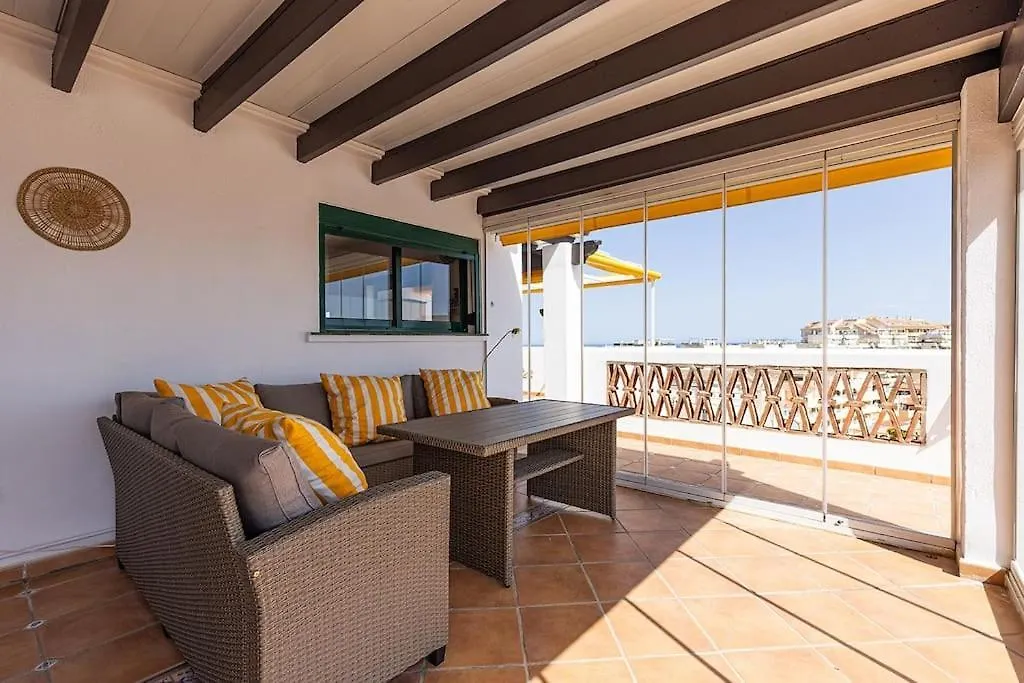בנאלמדנה Spacious Penthouse With Spectacular Sea Views! 0*,